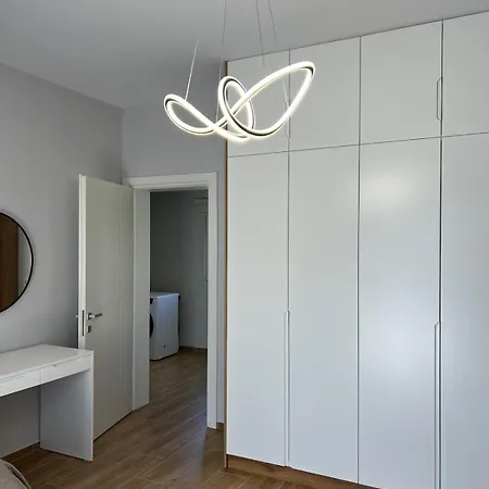 Casa vacanze Comfortable 2-bedroom Near Tirana Airport